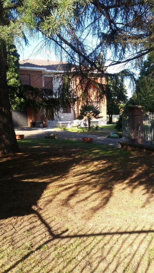 Villa Paulette Bassignana Extérieur photo