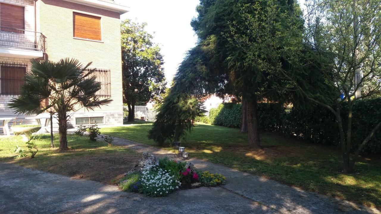 Villa Paulette Bassignana Extérieur photo