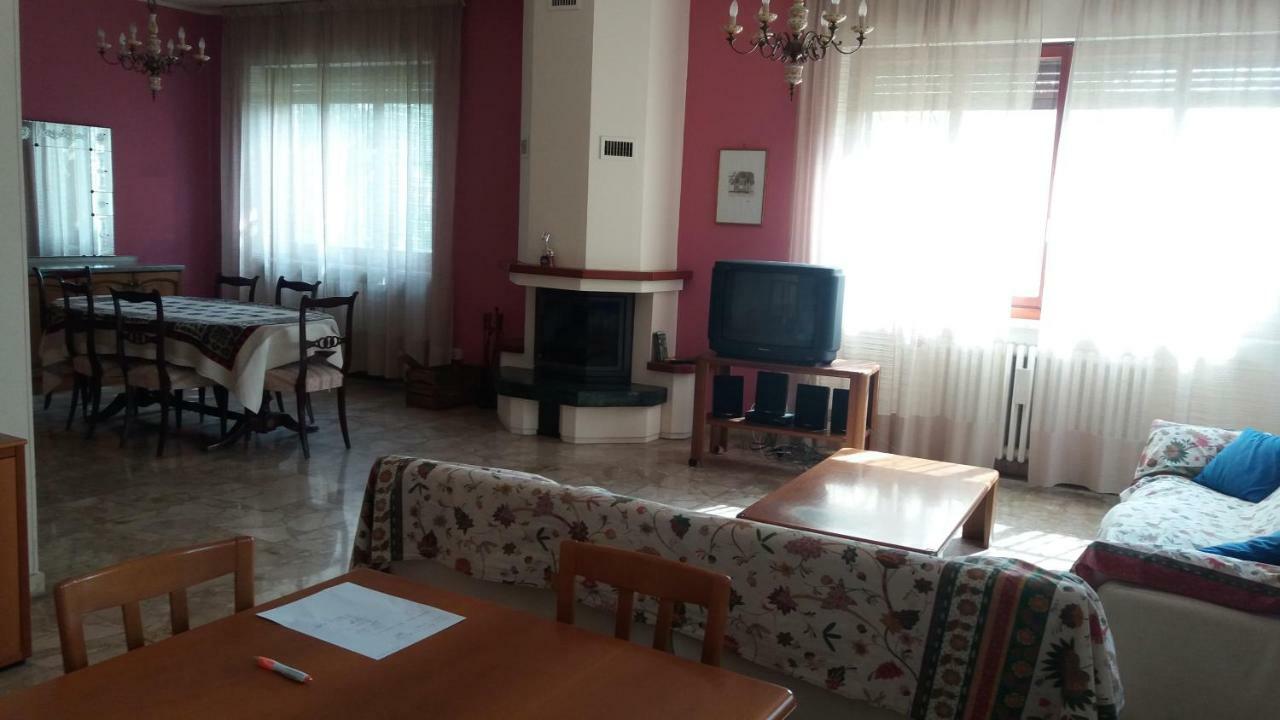 Villa Paulette Bassignana Extérieur photo
