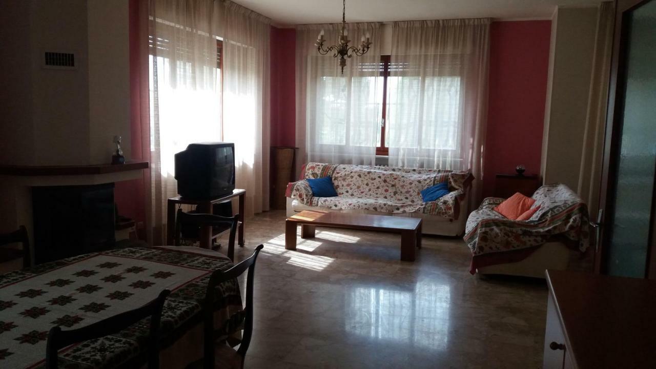 Villa Paulette Bassignana Extérieur photo